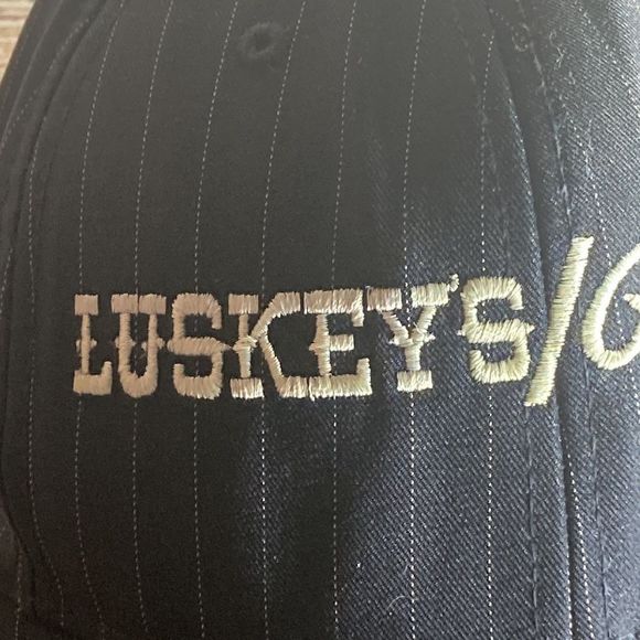 Vintage Small/Medium FlexFit Lusky’s /Ryon’s Stockyards Blue Fitted Hat - Picture 2 of 12